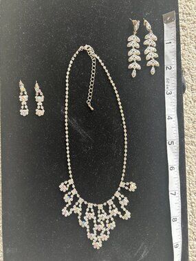 Crystal Rhinestone Necklace & Earrings Set (5 pc)